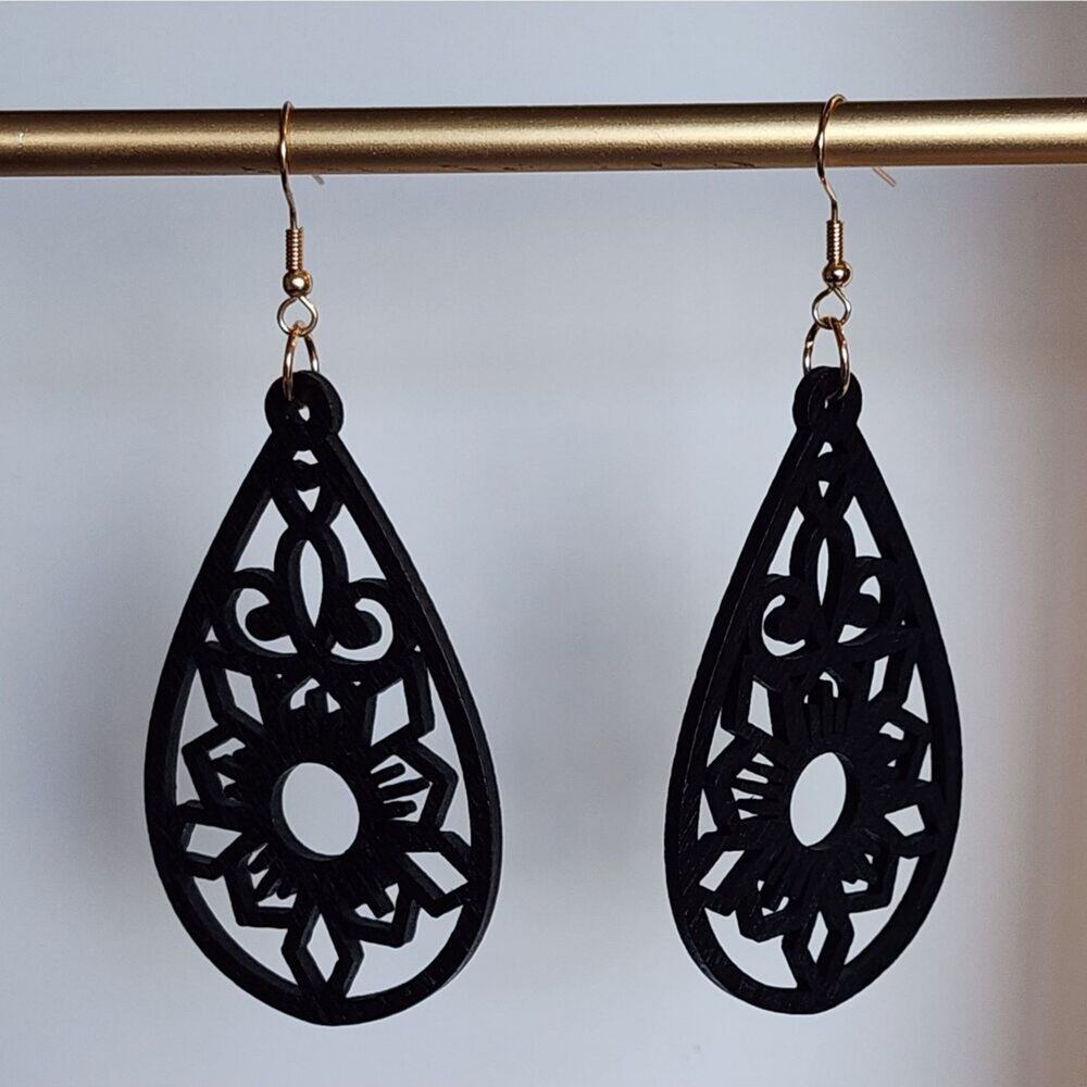 Black Teardrop Mandala Flower Shape Earrings Lightweight Wood